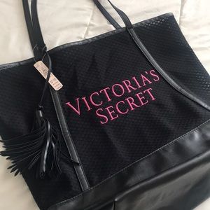 Victoria’s Secret Black Bag….NWT